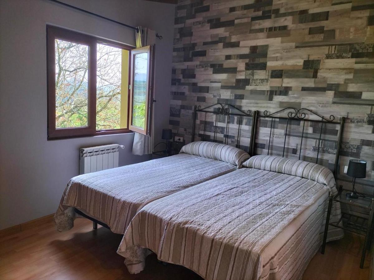Apartamentos La Corona Llames de Parres Extérieur photo